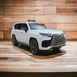 Lexus LX600